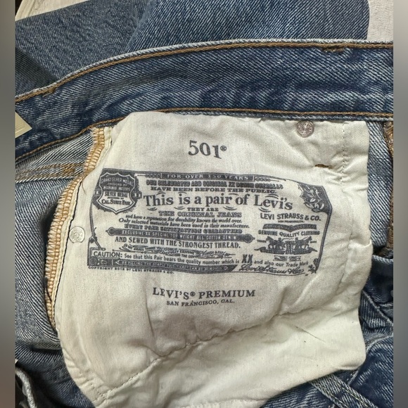 NWT Levis 501 Button A Mid Rise women Jean - Picture 10 of 12